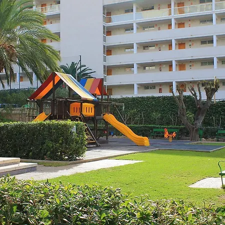 Playmon Park A Apartment *